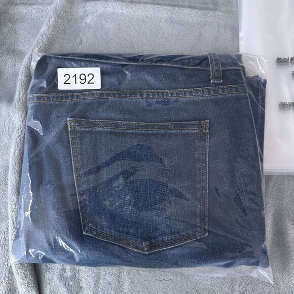 Talbots Signature Bootcut Jeans Womens Size 16/33 Medium Wash Frayed Hem Blue - Picture 12 of 12